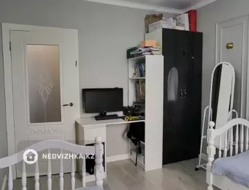 2-комнатная квартира, этаж 9 из 15, 53 м²