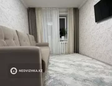 2-комнатная квартира, этаж 4 из 5, 50 м²