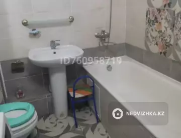 2-комнатная квартира, этаж 12 из 14, 42 м²