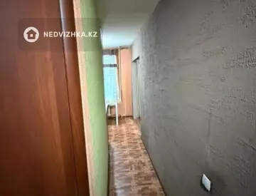 2-комнатная квартира, этаж 3 из 5, 48 м²