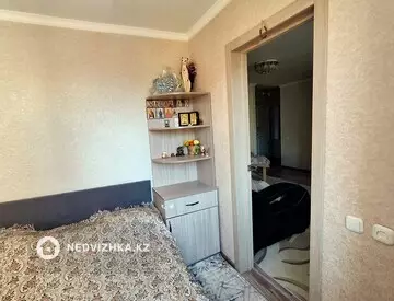 3-комнатная квартира, этаж 4 из 4, 42 м²