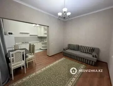 3-комнатная квартира, этаж 4 из 6, 74 м², на длительный срок