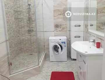 3-комнатная квартира, этаж 3 из 12, 90 м², на длительный срок