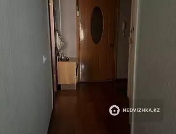 2-комнатная квартира, этаж 3 из 5, 47 м²