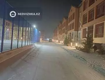 4-комнатная квартира, этаж 2 из 3, 145 м²