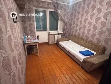 1-комнатная квартира, этаж 4 из 5, 9 м²