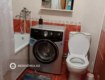 2-комнатная квартира, этаж 3 из 5, 56 м², посуточно