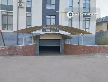 1-комнатная квартира, этаж 3 из 3, 47 м²