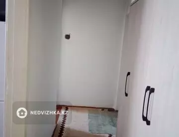 2-комнатная квартира, этаж 1 из 2, 42 м²