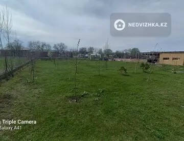 5-комнатный дом, 28 соток, 25 м²