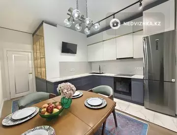 3-комнатная квартира, этаж 5 из 12, 100 м²