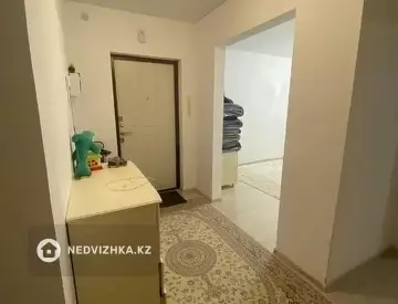 2-комнатная квартира, этаж 3 из 9, 63 м²