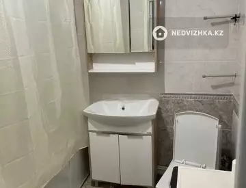 2-комнатная квартира, этаж 9 из 9, 58 м²