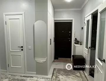 3-комнатная квартира, этаж 2 из 14, 73 м²