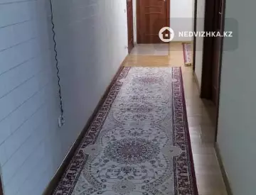 2-комнатная квартира, этаж 10 из 10, 64 м²