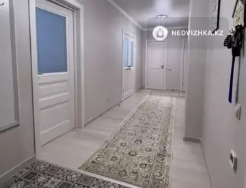 2-комнатная квартира, этаж 3 из 12, 72 м²