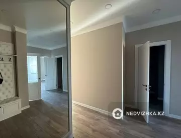 3-комнатная квартира, этаж 3 из 10, 121 м²