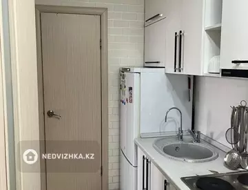 2-комнатная квартира, этаж 4 из 9, 40 м²