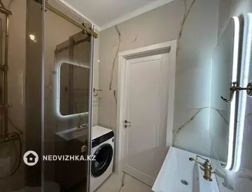 3-комнатная квартира, этаж 3 из 17, 101 м²