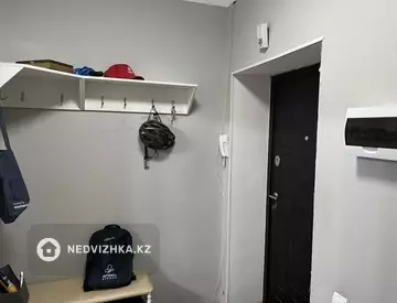 1-комнатная квартира, этаж 3 из 9, 35 м²