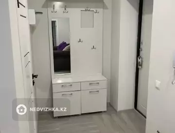 2-комнатная квартира, этаж 5 из 12, 65 м²