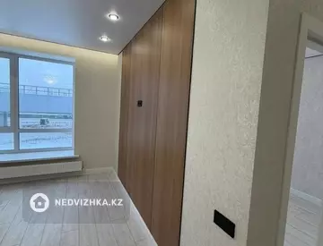 2-комнатная квартира, этаж 3 из 12, 39 м²