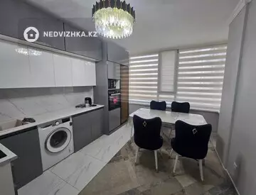 3-комнатная квартира, этаж 5 из 12, 109 м²