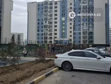 3-комнатная квартира, этаж 10 из 12, 110 м²