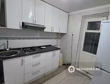3-комнатная квартира, этаж 3 из 5, 70 м²