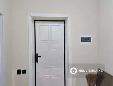 1-комнатная квартира, этаж 8 из 9, 49 м²