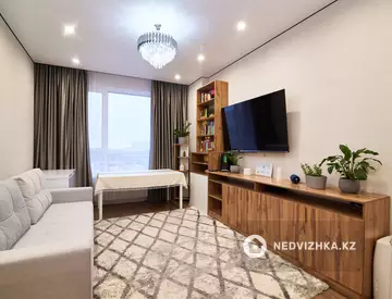 2-комнатная квартира, этаж 3 из 12, 53 м²