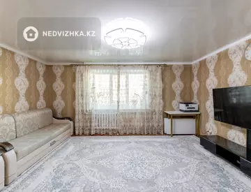 3-комнатная квартира, этаж 4 из 6, 79 м²