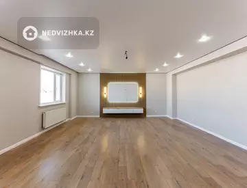 3-комнатная квартира, этаж 10 из 10, 138 м²