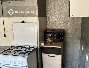 3-комнатная квартира, этаж 4 из 5, 60 м², на длительный срок