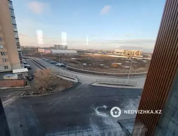 Здание, 3 этажа, 4 193 м²