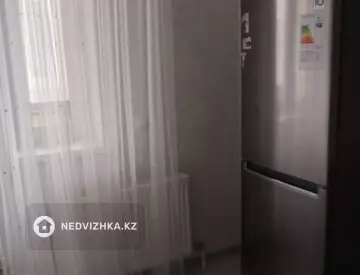 1-комнатная квартира, этаж 7 из 12, 50 м², посуточно