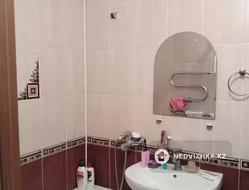 2-комнатная квартира, этаж 3 из 5, 35 м², на длительный срок