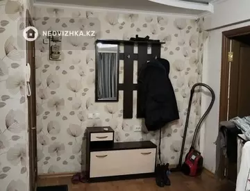 2-комнатная квартира, этаж 3 из 5, 35 м², на длительный срок