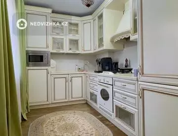 3-комнатная квартира, этаж 4 из 5, 68 м²