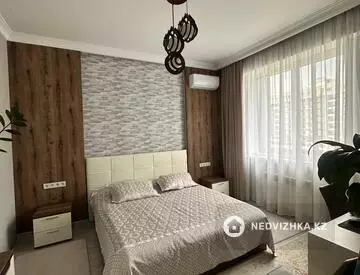 2-комнатная квартира, этаж 6 из 9, 70 м², на длительный срок