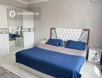 2-комнатная квартира, этаж 6 из 9, 52 м², на длительный срок