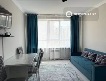 2-комнатная квартира, этаж 6 из 9, 52 м², на длительный срок