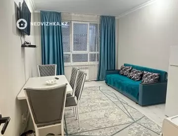 2-комнатная квартира, этаж 6 из 9, 52 м², на длительный срок