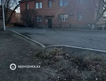 2-комнатная квартира, этаж 2 из 2, 46 м²