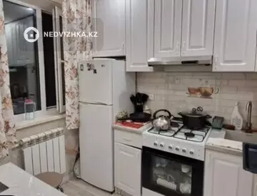 2-комнатная квартира, этаж 1 из 5, 48 м², на длительный срок