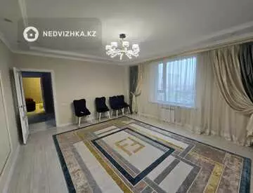 3-комнатная квартира, этаж 5 из 12, 105 м²