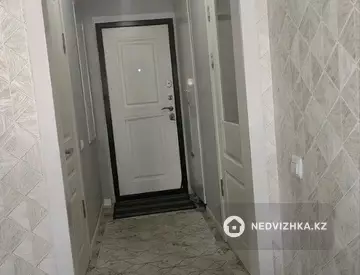 1-комнатная квартира, этаж 4 из 4, 34 м²