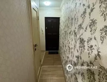 1-комнатная квартира, этаж 3 из 5, 33 м²