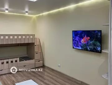 1-комнатная квартира, этаж 4 из 5, 33 м²