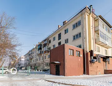 3-комнатная квартира, этаж 2 из 4, 55 м²